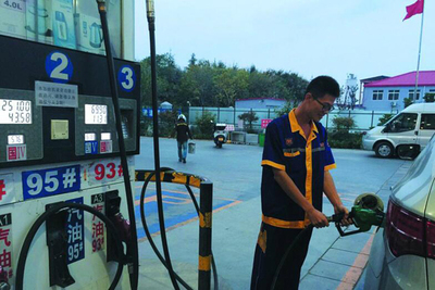提質不提價 青島市20家加油站率先開售國五油_山東新聞_大眾網(wǎng)
